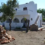 Koxilas Studios Skyros