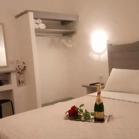 Guest house Koxilas Studios *