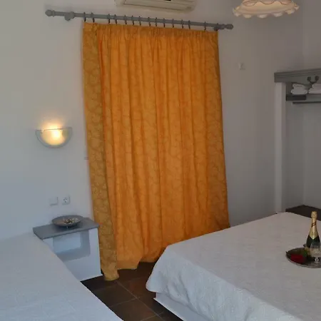 Koxilas Penzion Skyros